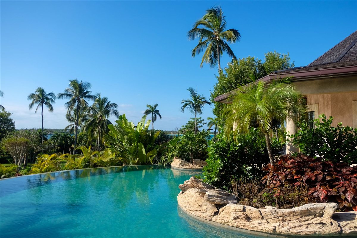 How to Design a Homepage for a Jamaican Tourism or Villa Rental Business body image 1
